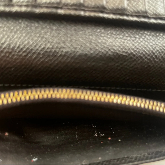 ❤️ Valentino Garavani EUC Black & Gold Long leather Wallet with COA & cards - Picture 12 of 16